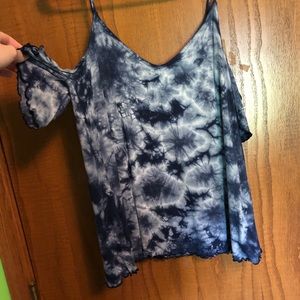 American Eagle Cold Shoulder Top